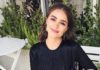 Fashion infographic : Fashion infographic : Fashion infographic : Who made Olivia Culpo’s black fringe sweater and blue skinny jeans?