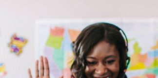 Marketing strategies : 15 Website Wher You Can Work Teaching English Online