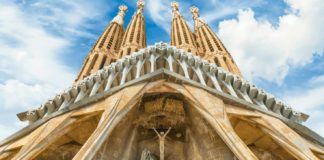 Travel infographic – Don’t Make These 5 Mistakes When Visiting La Sagrada Familia