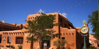 Educational infographic : 10 Best Cities for Veterinarians With Student Loan Debt