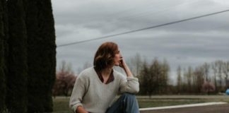 Educational infographic : 19 Real Life Examples of An Extroverted Introvert So You Don’t Get Confused