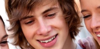 Educational infographic : Educational infographic & data visualisation Is Texting Mangling the English Lan…